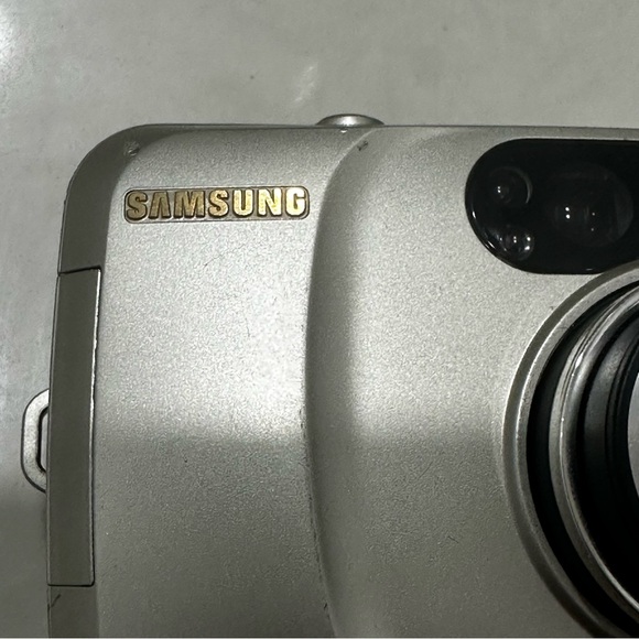 Samsung Maxima Zoom 70GL 35mm Point Shoot Film Camera Tested - Picture 13 of 15